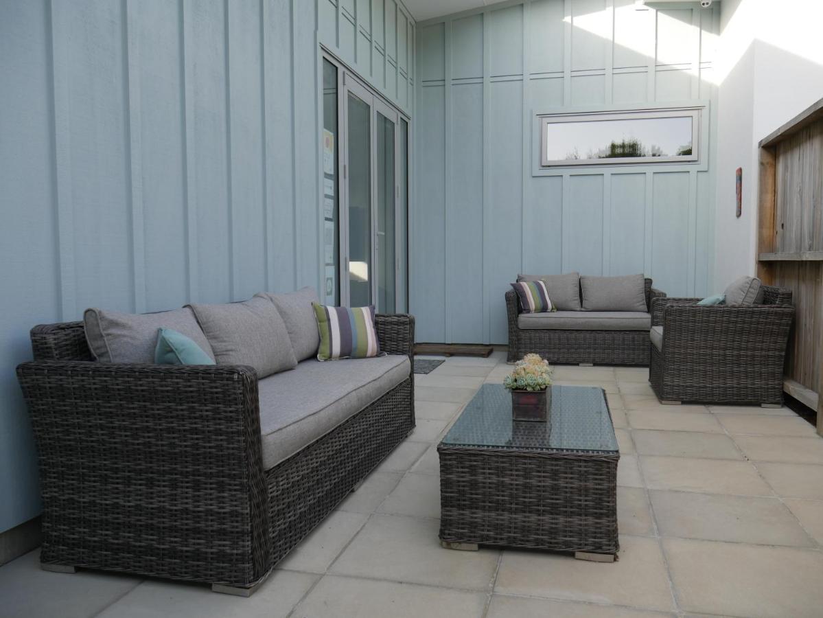 Aston Road Villa Bed & Breakfast Waikanae Luaran gambar