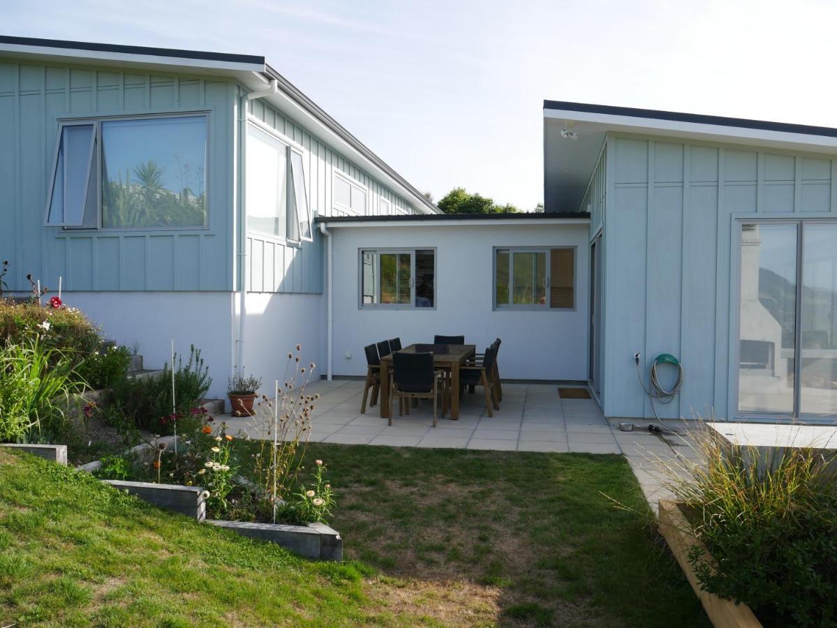 Aston Road Villa Bed & Breakfast Waikanae Luaran gambar