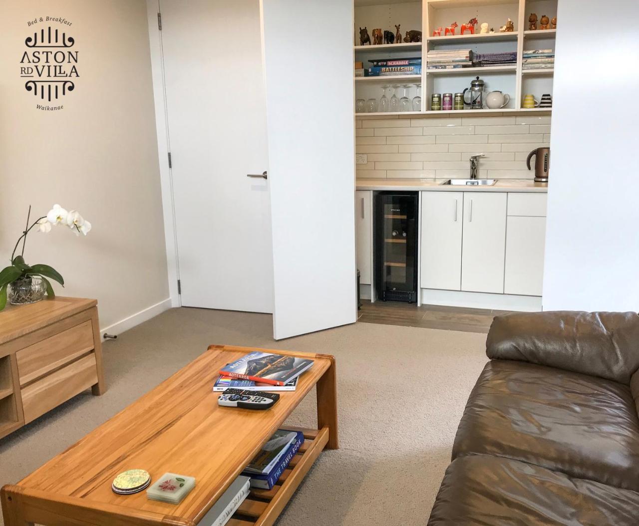 Aston Road Villa Bed & Breakfast Waikanae Luaran gambar